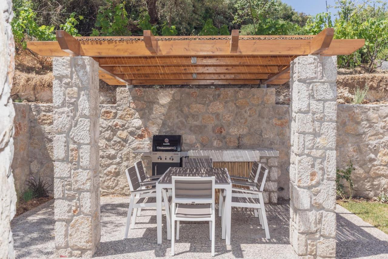 31 Blue Ionian Villas Apolpaina ภายนอก รูปภาพ