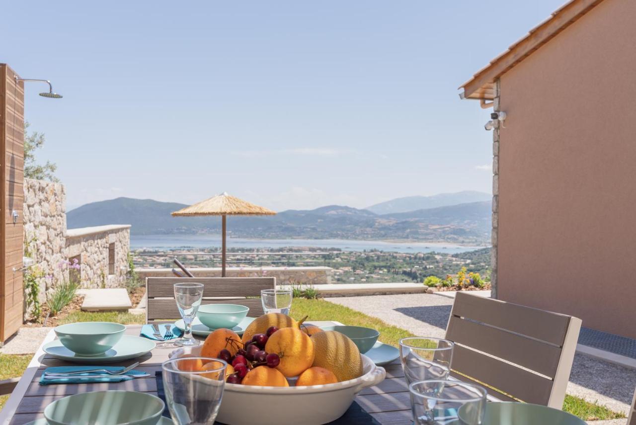 31 Blue Ionian Villas Apolpaina ภายนอก รูปภาพ