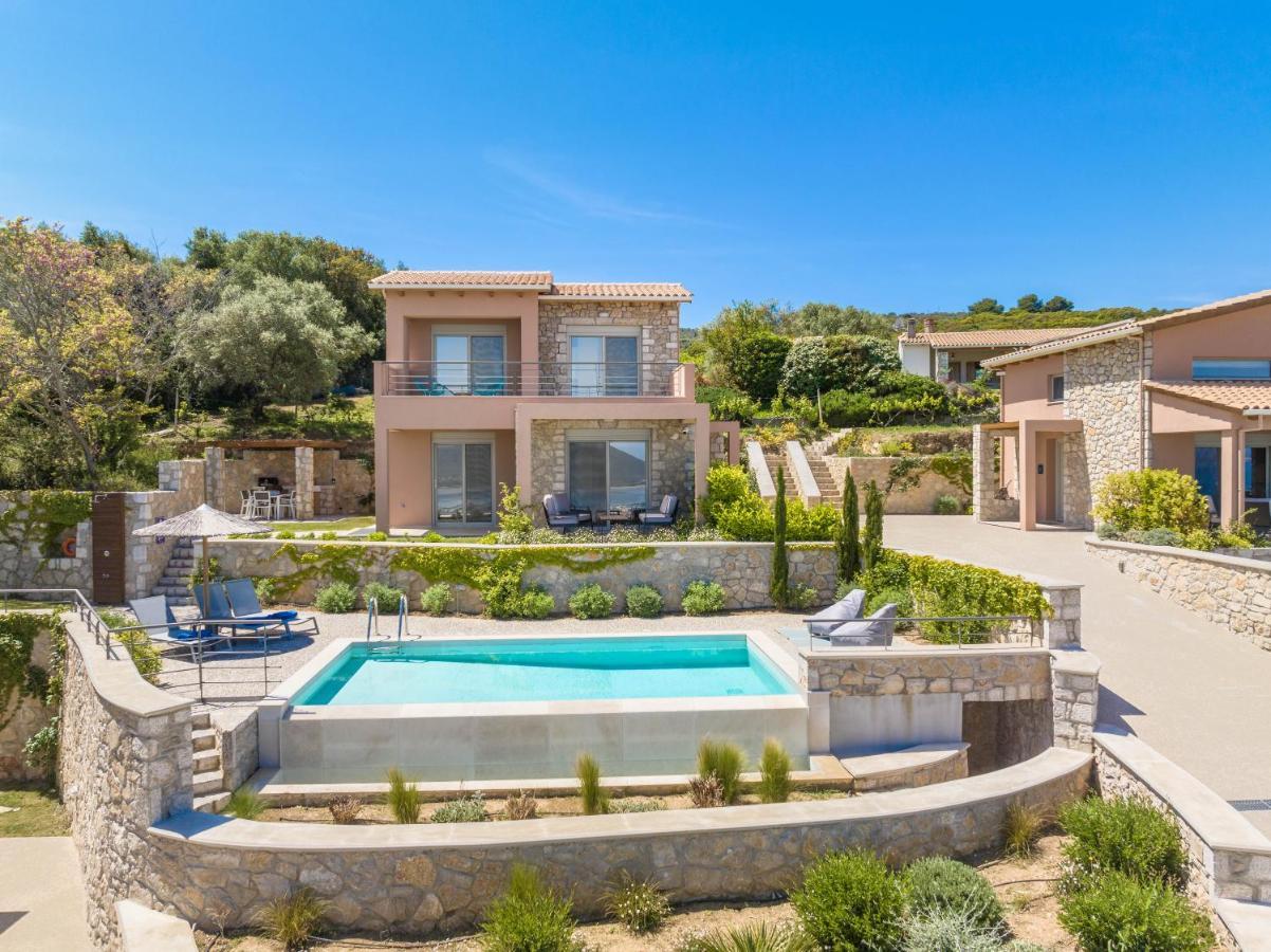 31 Blue Ionian Villas Apolpaina ภายนอก รูปภาพ